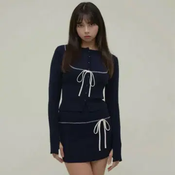 andmary Lilia stitch set up navy