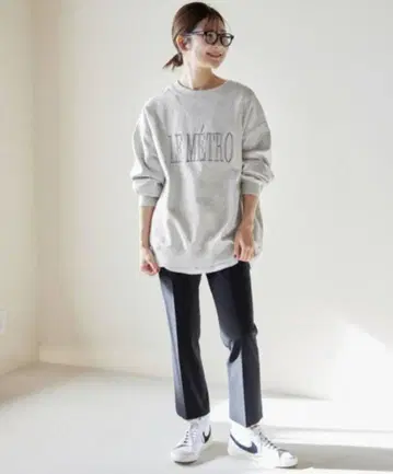 SLOBE IENA WEB 한정판 LE METRO 맨투맨