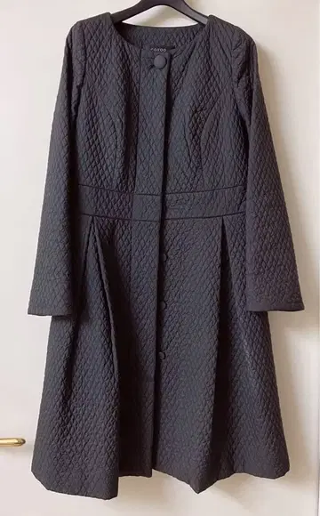 [ 코투/COTOO ] 삼양상회 블랙 퀼팅 A라인 롱 코트