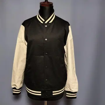 바시티 자켓 블랙/화이트 자켓