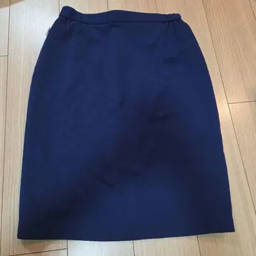 FUKUZO 네이비 타이트 스커트