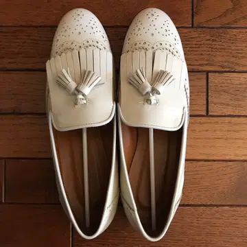 LeTalon 퀼트 태슬 오페라 (발레 슈즈) 아이보리