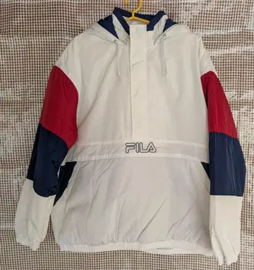 FILA 후드 부착 아노락 자켓
