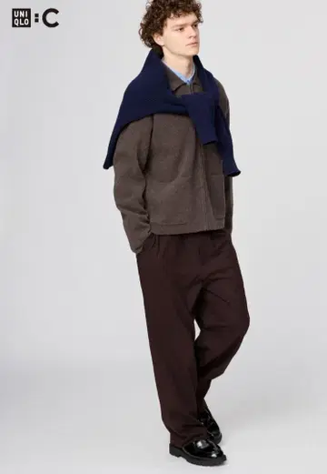 [ 미사용 새상품 ] 유니클로C 이지 와이드 테이퍼드 팬츠 브라운 L