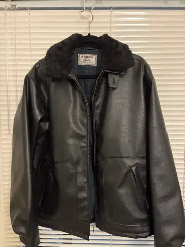 M'GREGOR 블랙 가죽 자켓