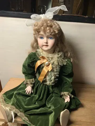 비스크돌 컬렉터즈돌 CD 151 케스트너 인형