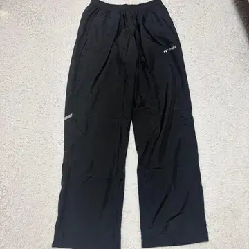 새상품 YONEX 블랙 팬츠 L 사이즈