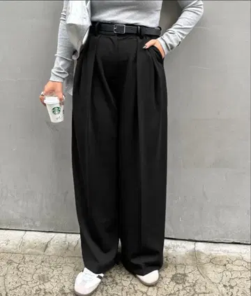 Discoat 2턱 트윌 팬츠 블랙 M