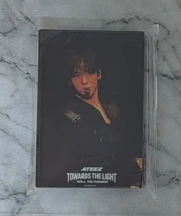 ATEEZ 윤호 아크릴 블록