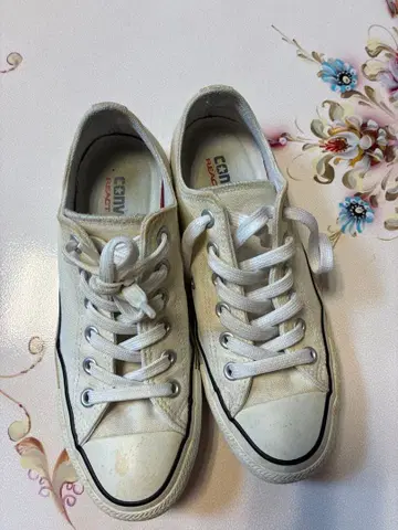 컨버스 화이트 로우컷 스니커즈 24.5