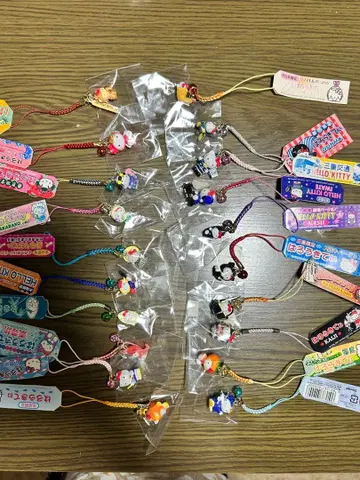 키티 지역 한정 스트랩 20종