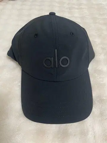 ALO yoga 캡 택 포함 미사용 새상품