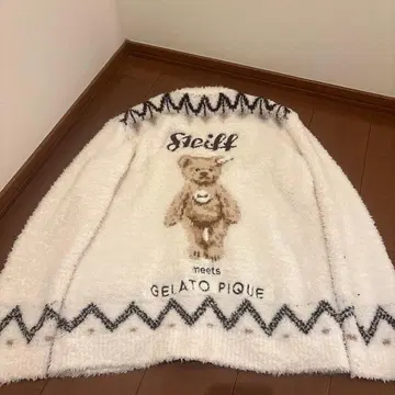 젤라또피케 Steiff 테디베어 프린트 룸웨어 가디건