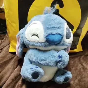 스티치 봉제 인형