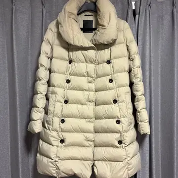 TATRAS 베이지 다운 자켓 후드 부착