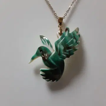 야광패 (호즈키 님. 거래 중) [작은 새 벌새] 목걸이.