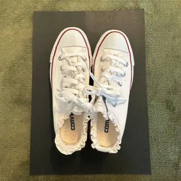 컨버스 올스타 프릴 화이트