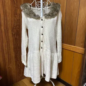 액시즈 퍼 후드 긴팔 가디건 M