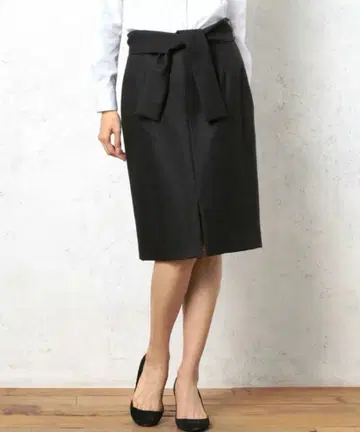 [ 미사용품 ] 그린 라벨 스커트 다크 그레이 38 리본 포함