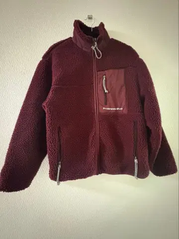 당일 발송 빨간색 보아 아우터 thisisneverthat