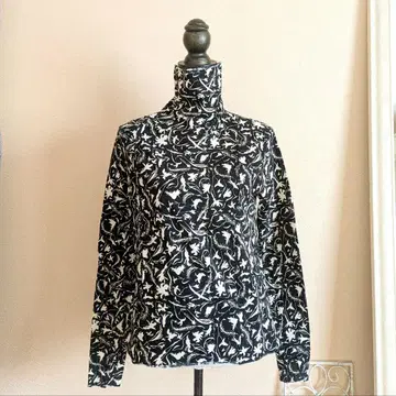 martinique [ CURRENTAGE ] 터틀넥 저지