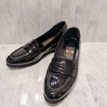 미하마 (MIHAMA) 블랙 에나멜 가죽 로퍼 23.5cm