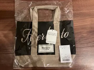 미사용 새상품 herlipto mini tote 루미네 토트백 블랙