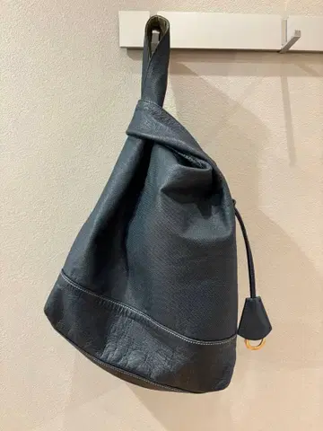 aniary 아니아리 가죽 핸드백 에코백 네이비