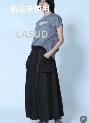 미사용 새상품 LASUD 라슈드 포켓 디자인 밀리터리 스커트 블랙