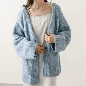[ 새상품급 ] mystic 울 혼방 샤기 가디건 블루
