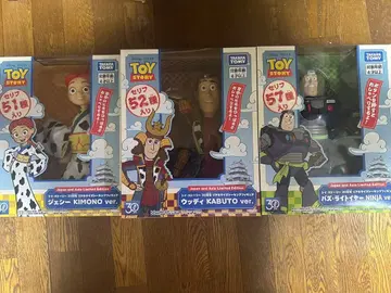 새상품 토이 스토리 30주년 리얼 사이즈 토킹 피규어 3개 덤 포함