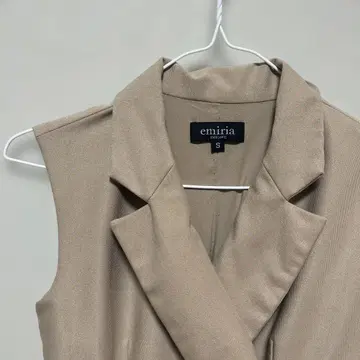 에밀리아 위즈 콤비네종 베이지 S 사이즈 Emiriawiz
