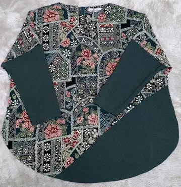 시선당 히토시 타무라 튜닉 블라우스 그린 패턴