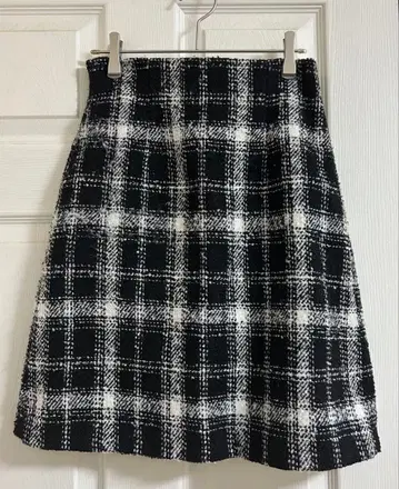 프로포션 바디 드레싱 트위드 체크 무늬 타이트 스커트 M 사이즈