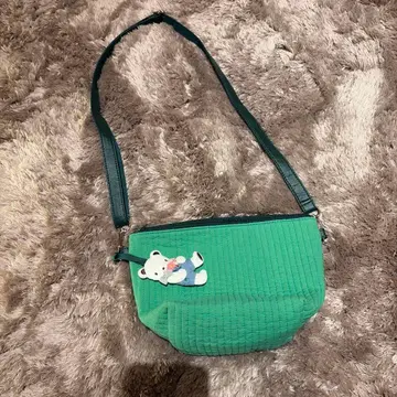 파밀리아 비오는날 숄더백