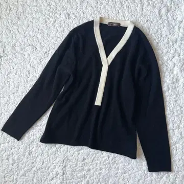 Jupian 캐시미어 100% V라인 니트 블랙 x 화이트 11호 일본제