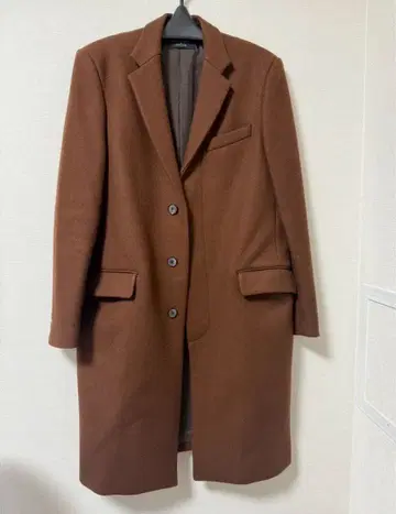 UNITED TOKYO 체스터 코트