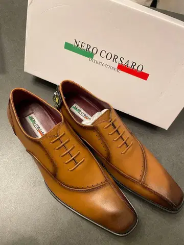 [ 새상품 ] NERO CORSARO 가죽 신발 26cm 스퀘어토