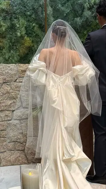 MIRROR MIRROR 웨딩 베일(120 x 80)