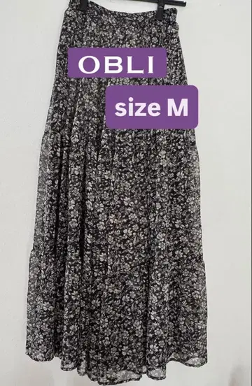 OBLI 꽃무늬 쉬폰 플레어 스커트 M 사이즈
