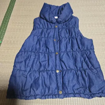 후드 부착 다크 블루 데님풍 퀼팅 베스트(모시조개 카라)