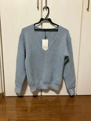 ZARA 자라 라이트 블루 V넥 스웨터