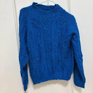 파랑 케이블 니트 긴팔 스웨터 겨울 패션 [ M ]