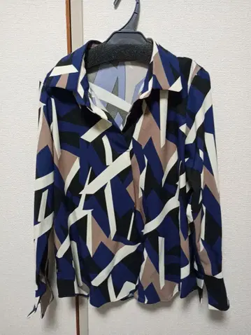 salire 기하학 패턴 스키퍼 긴팔 셔츠