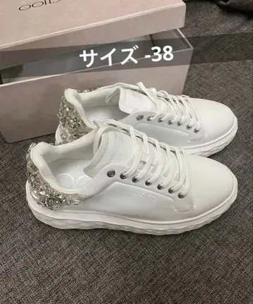 다이아몬드 캐주얼 Jimmy choo 화이트 스니커즈 38
