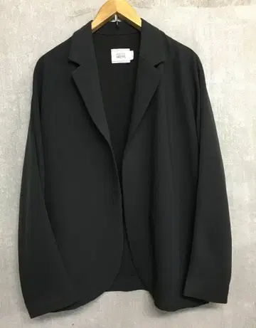 애로우즈 M 새상품급 오바나 다이스케 24AW 버튼리스 테일러드 자켓