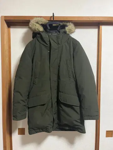 [새상품급] 유니클로 하이브리드 다운 울트라 웜 코트 카키