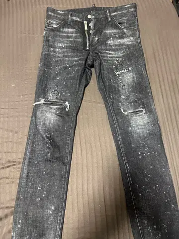 DSQUARED2 디스퀘어드 s74lb1184-s30357-900