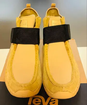 Teva 아웃도어 신발 베이지 사이즈 9