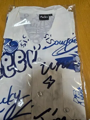 미개봉 새상품 Ado 5th 팝업 스토어 오픈 카라 셔츠 L 사이즈